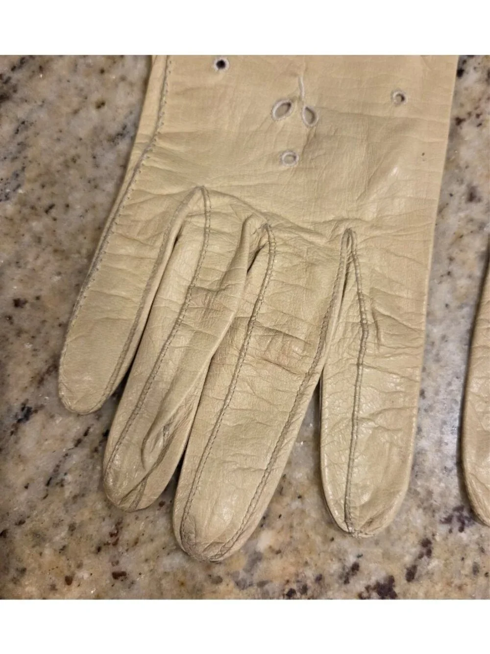 Vintage Womens Size S/M 6 3/4 Green Yellow Formal Kid Leather Gloves Eyelet...